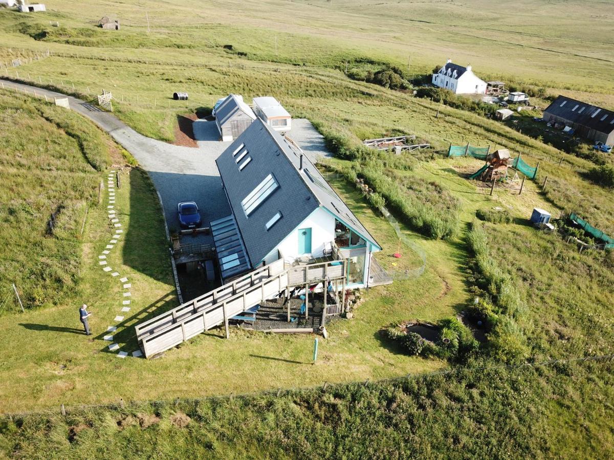 Clouds B&B Kilmuir  Bagian luar foto