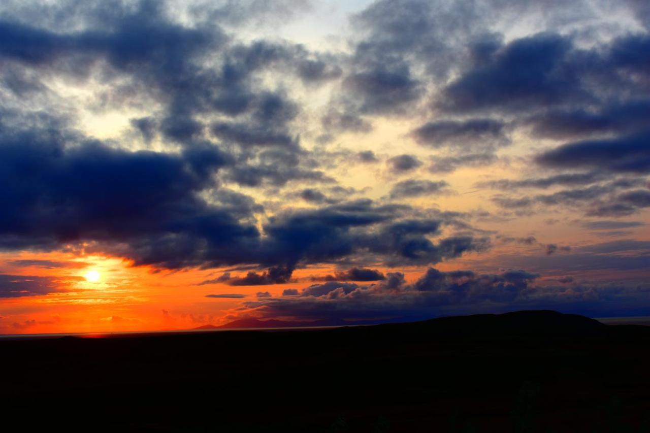 Clouds B&B Kilmuir  Bagian luar foto